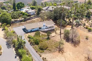 1205 Via Del Cerro, Vista, CA 92084 - Photo 15