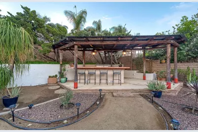 2185 Hawley Drive, Vista, CA 92084 - Photo 33