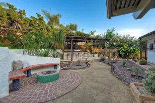2185 Hawley Dr, Vista, CA 92084 - Photo 29