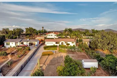 2185 Hawley Drive, Vista, CA 92084 - Photo 45
