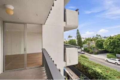 727 Sapphire Street #310, San Diego, CA 92109 - Photo 9