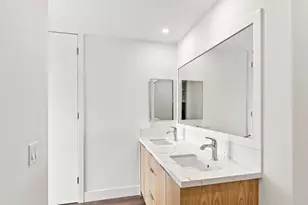 727 Sapphire St, San Diego, CA 92109 - Photo 57