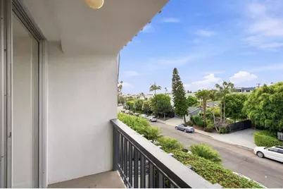 727 Sapphire Street #310, San Diego, CA 92109 - Photo 7