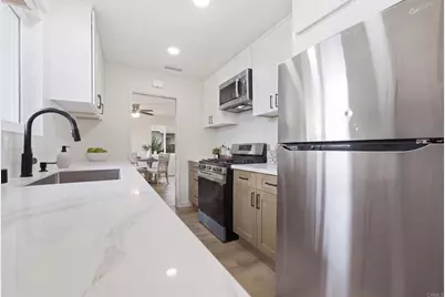704 Goldenrod Street, Escondido, CA 92027 - Photo 35