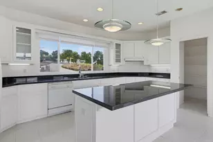 13427 Hilltop Pl, Valley Center, CA 92082 - Photo 21