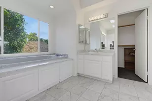 13427 Hilltop Pl, Valley Center, CA 92082 - Photo 41