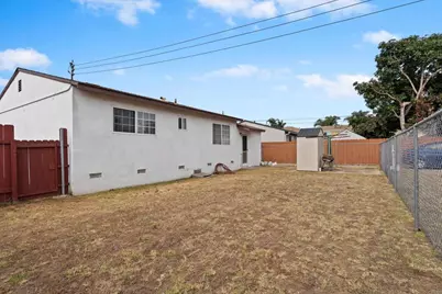 1240 70 Holly Avenue, Imperial Beach, CA 91932 - Photo 21