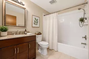 8324 Regents Rd, San Diego, CA 92122 - Photo 19