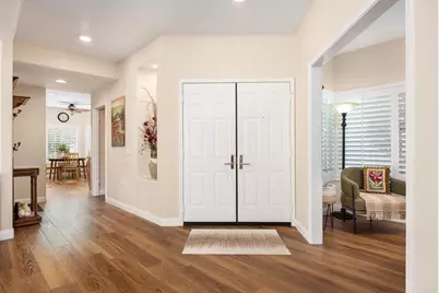 4994 Lamia Way, Oceanside, CA 92056 - Photo 5