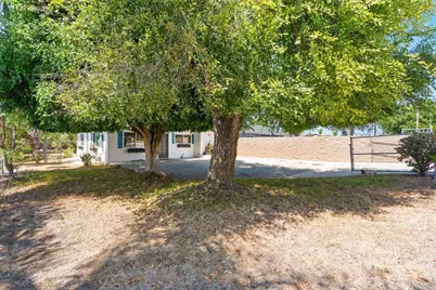 1061 Old Stage Road, Fallbrook, CA 92028 - Photo 7