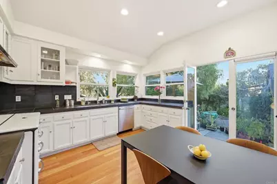 1751 Eolus Avenue, Encinitas, CA 92024 - Photo 13