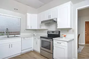 8770 Rideabout Ln, San Diego, CA 92129 - Photo 5