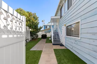 429 33 Nautilus Street, La Jolla, CA 92037 - Photo 13