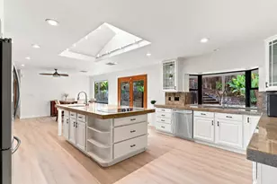 3056 Overhill Dr, Vista, CA 92084 - Photo 9