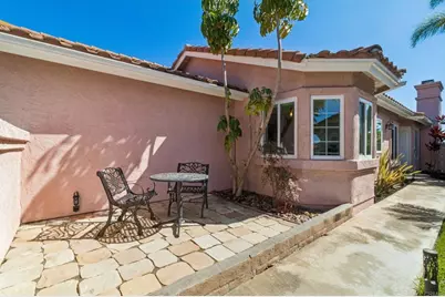 2124 Redwood Crst, Vista, CA 92081 - Photo 3