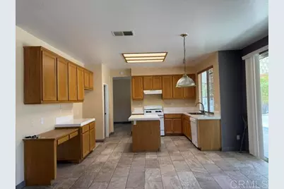 37978 Spur Drive, Murrieta, CA 92563 - Photo 5