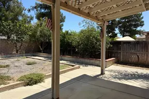 37978 Spur Dr, Murrieta, CA 92563 - Photo 7