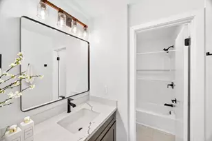 2639 Pirineos Way, Carlsbad, CA 92009 - Photo 23