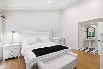 8346 Via Sonoma #D, La Jolla, CA 92037 - Photo 11