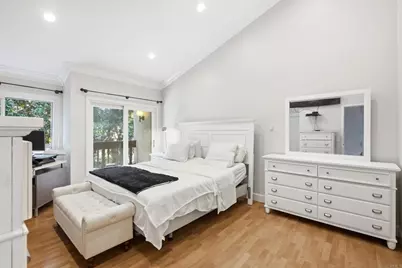8346 Via Sonoma #D, La Jolla, CA 92037 - Photo 11
