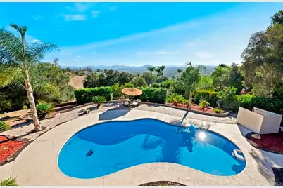 1118 Orangewood Drive, Escondido, CA 92025 - Photo 59