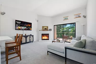 2815 New Castle Way, Carlsbad, CA 92010 - Photo 5