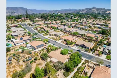 352 Tom McGuinness Jr Circle, Fallbrook, CA 92028 - Photo 43