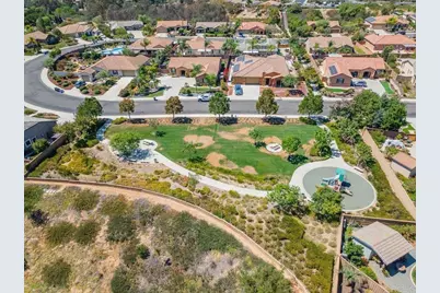 352 Tom McGuinness Jr Circle, Fallbrook, CA 92028 - Photo 57