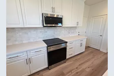 725 Kingbird Loop, Oceanside, CA 92058 - Photo 3