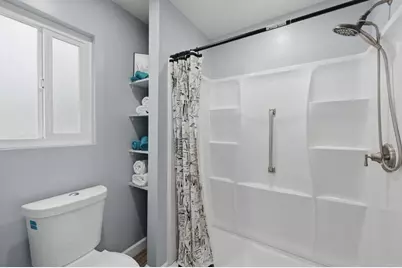 745 Blackhawk Cir, Vista, CA 92081 - Photo 25