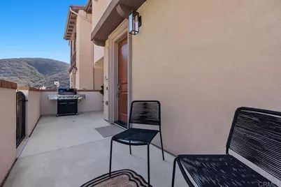 819 Blackstone Drive, San Marcos, CA 92078 - Photo 7