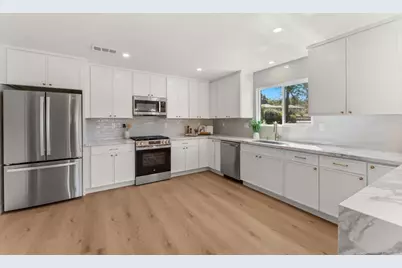 938 Evergreen Lane, Vista, CA 92084 - Photo 11