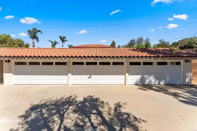 938 Evergreen Lane, Vista, CA 92084 - Photo 29