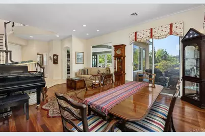 1689 Robin Place, Carlsbad, CA 92011 - Photo 9