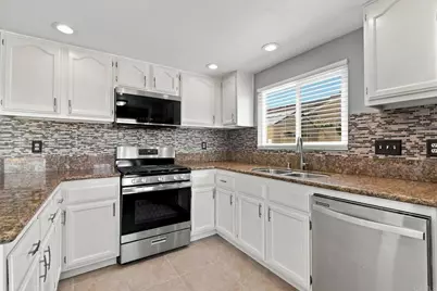 5133 Andrew Jackson St, Oceanside, CA 92057 - Photo 9