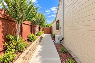 652 Irene Rd, Oceanside, CA 92057 - Photo 23