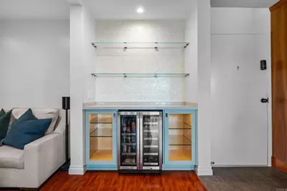727 Sapphire Street #208, San Diego, CA 92109 - Photo 9