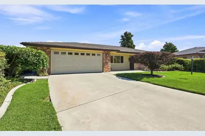 43154 Parkway Avenue, Hemet, CA 92544 - Photo 3