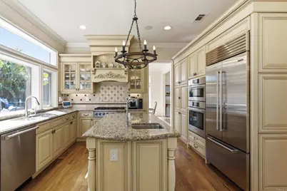 799 Hygeia Avenue, Encinitas, CA 92024 - Photo 13