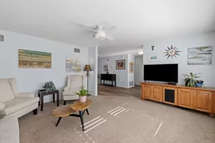 16555 Caminito Vecinos, San Diego, CA 92128 - Photo 5