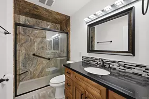 16555 Caminito Vecinos, San Diego, CA 92128 - Photo 11