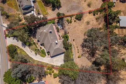3911 Alta Vista Drive, Fallbrook, CA 92028 - Photo 5