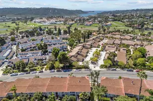 2335 Caringa Way, Carlsbad, CA 92009 - Photo 33