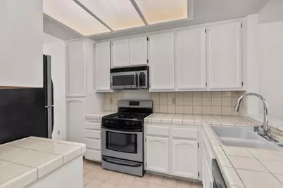 7758 Caminito Monarca #111, Carlsbad, CA 92009 - Photo 11