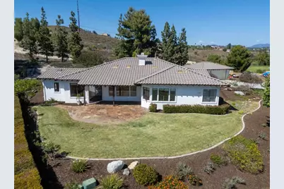 3506 Lancewood Way, Fallbrook, CA 92028 - Photo 3