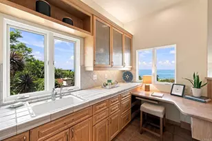 7631 Hillside Dr, La Jolla, CA 92037 - Photo 19