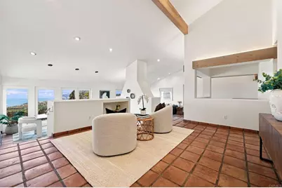 7631 Hillside Drive, La Jolla, CA 92037 - Photo 11
