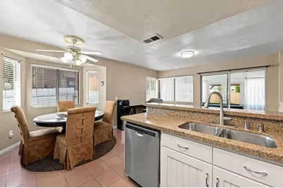 41211 Mountain Pride Drive, Murrieta, CA 92562 - Photo 11