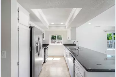 832 Grapevine Road, Vista, CA 92083 - Photo 3