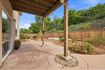 5014 Lake Circle Road, Fallbrook, CA 92028 - Photo 31